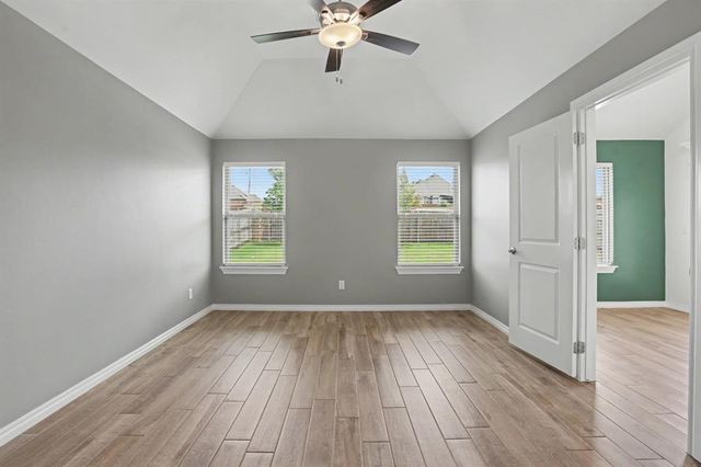 3240 Mangrove Road, Edmond, OK 73034