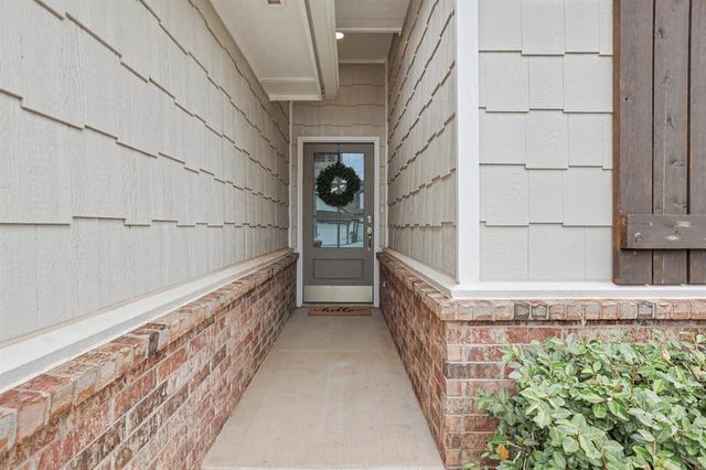 3240 Mangrove Road, Edmond, OK 73034