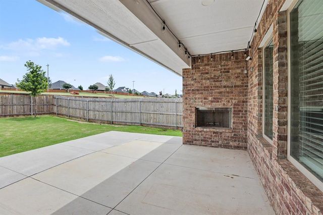 3240 Mangrove Road, Edmond, OK 73034