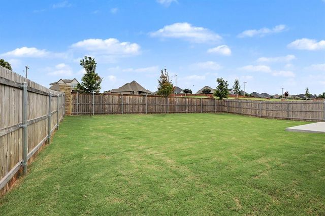 3240 Mangrove Road, Edmond, OK 73034