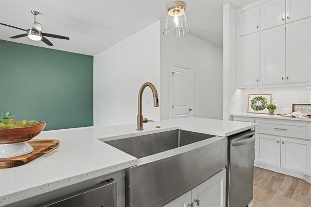 3240 Mangrove Road, Edmond, OK 73034