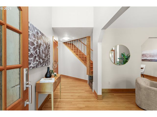 8550 Sw ROGUE Ln, Wilsonville, OR 97070