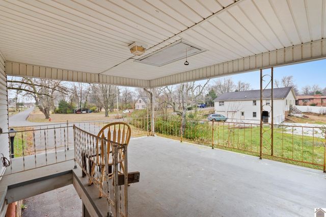 300 Vermont, Paducah, KY 42003