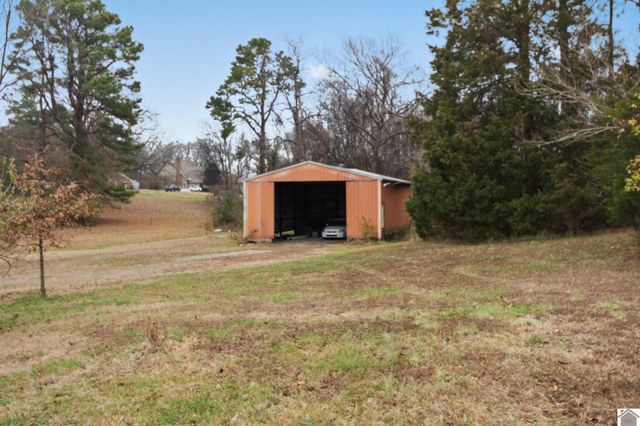 300 Vermont, Paducah, KY 42003