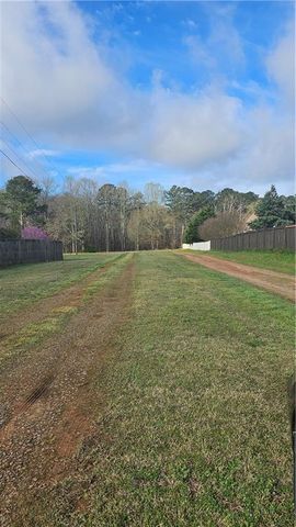 1193 New Hope Road, Locust Grove, GA 30248