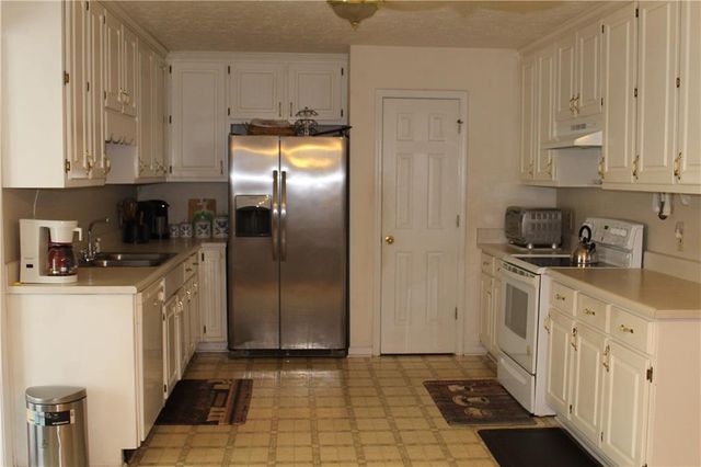 1193 New Hope Road, Locust Grove, GA 30248