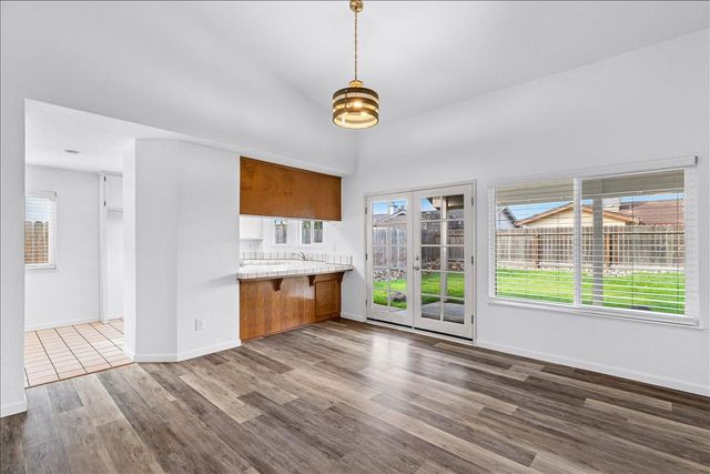 5121 Durley, Salida, CA 95368