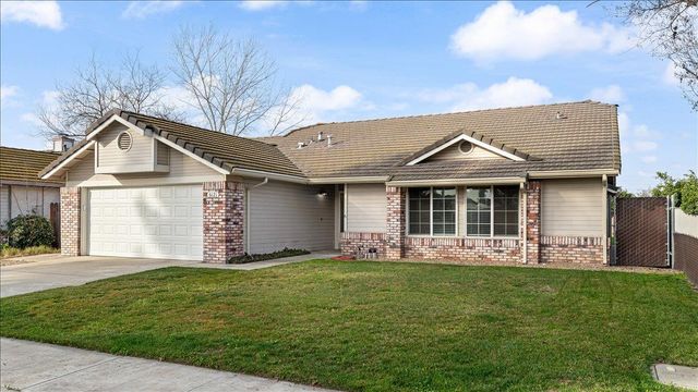 5121 Durley, Salida, CA 95368