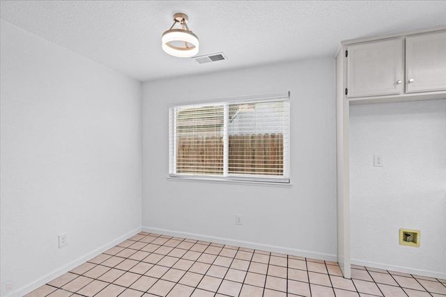 5121 Durley, Salida, CA 95368