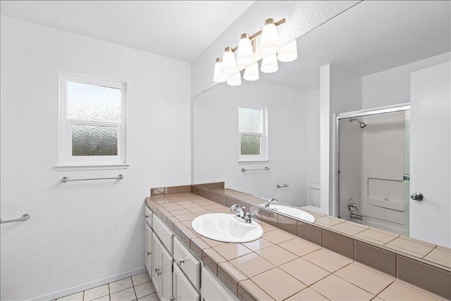 5121 Durley, Salida, CA 95368