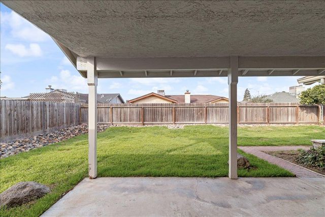 5121 Durley, Salida, CA 95368