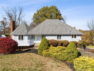 806 Golfview Drive, Elizabeth Twp/boro, PA 15135
