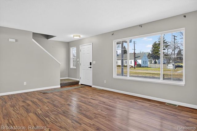 116 Maple Boulevard, Monroe, MI 48162