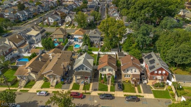 555 E Maple Ave, Woodbridge Twp., NJ 07095