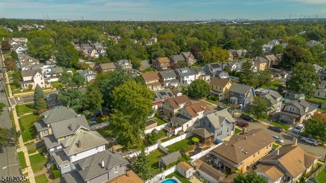 555 E Maple Ave, Woodbridge Twp., NJ 07095
