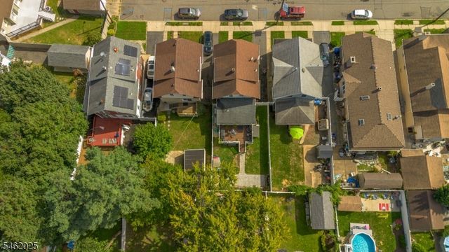 555 E Maple Ave, Woodbridge Twp., NJ 07095