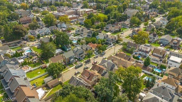 555 E Maple Ave, Woodbridge Twp., NJ 07095