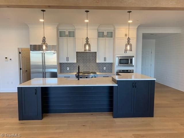 530 N Trade Street 403, Winston-salem, NC 27101