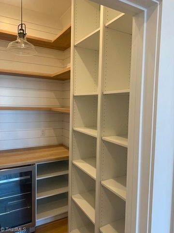 530 N Trade Street 403, Winston-salem, NC 27101