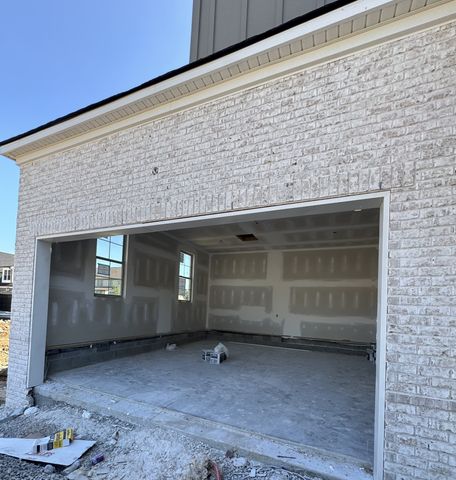 1401 Schulert Court, Lebanon, TN 37087