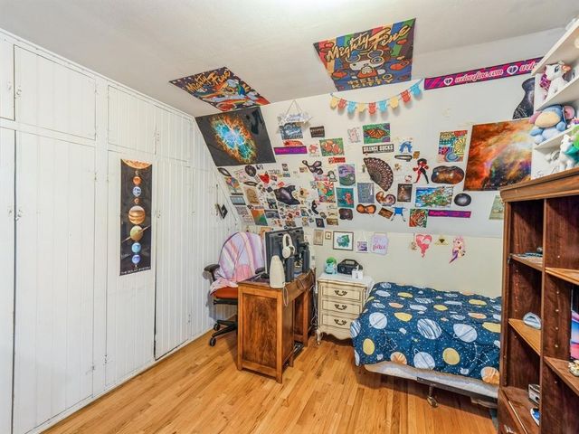 110 E 20th Street N, Newton, IA 50208