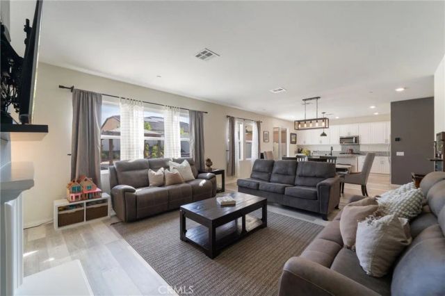 30543 Silky Lupine, Murrieta, CA 92563