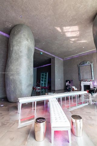 495 Brickell Ave 2102, Miami, FL 33131