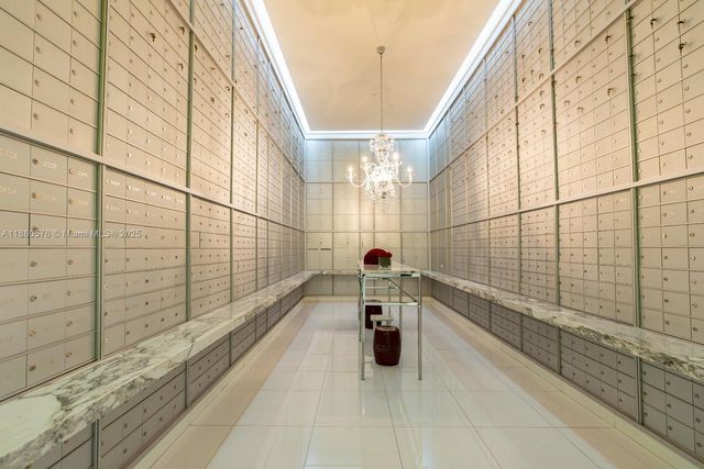 495 Brickell Ave 2102, Miami, FL 33131