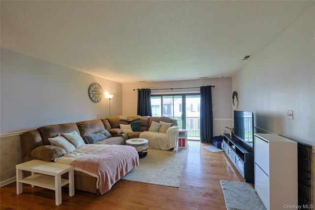 3 Brook Drive 27, Washingtonville, NY 10992