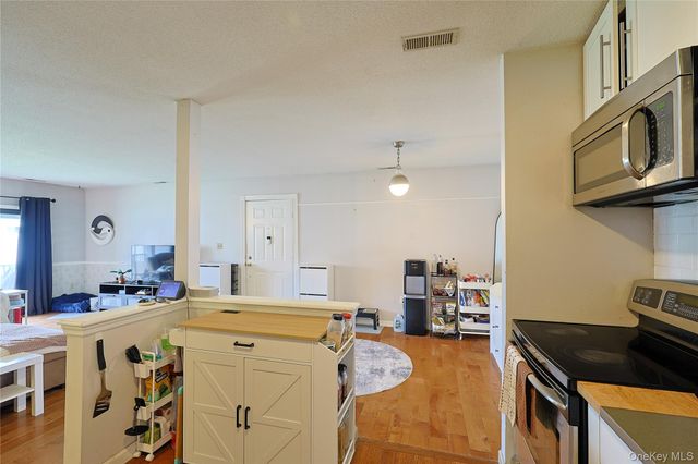 3 Brook Drive 27, Washingtonville, NY 10992