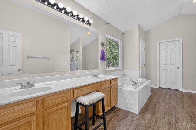 1162 Durbin Terrace, Hamilton Twp, OH 45039