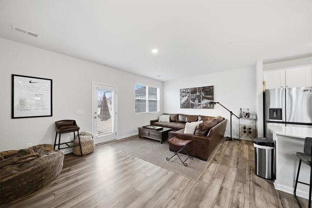 455 Bee Cove Way, Pendleton, SC 29670