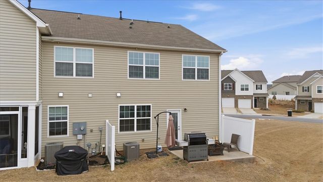 455 Bee Cove Way, Pendleton, SC 29670