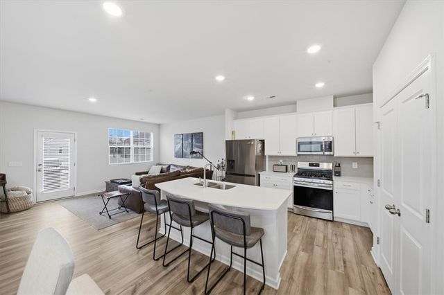 455 Bee Cove Way, Pendleton, SC 29670