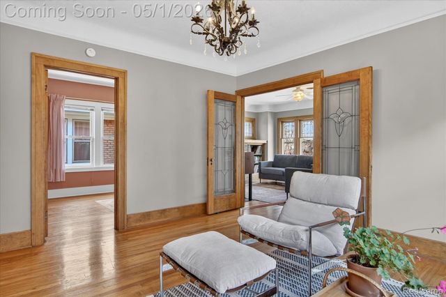 925 Nottingham Road, Grosse Pointe Park, MI 48230