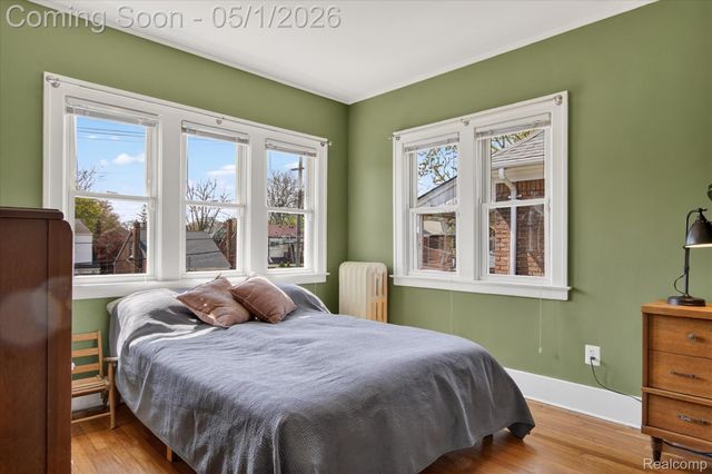 925 Nottingham Road, Grosse Pointe Park, MI 48230