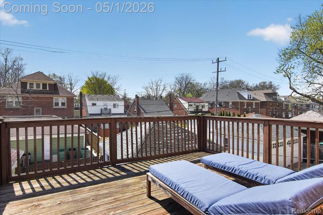925 Nottingham Road, Grosse Pointe Park, MI 48230