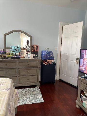 121 N Terrace Avenue, Mount Vernon, NY 10550