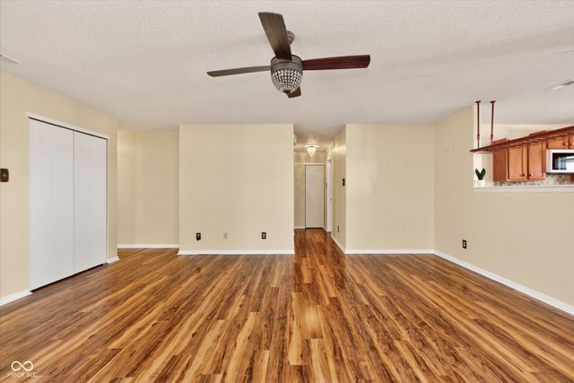 8304 Weathervane Circle, Indianapolis, IN 46239