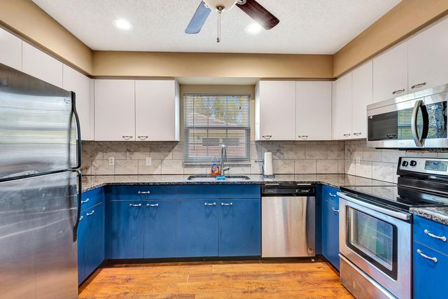 2315 RIVERWOOD PINES DRIVE, Sarasota, FL 34231