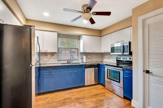 2315 RIVERWOOD PINES DRIVE, Sarasota, FL 34231