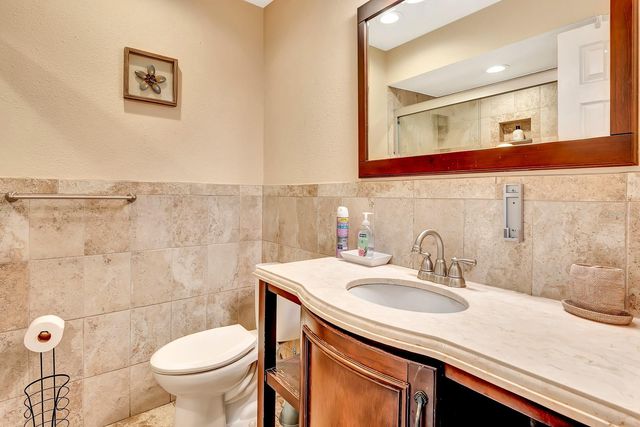 2315 RIVERWOOD PINES DRIVE, Sarasota, FL 34231