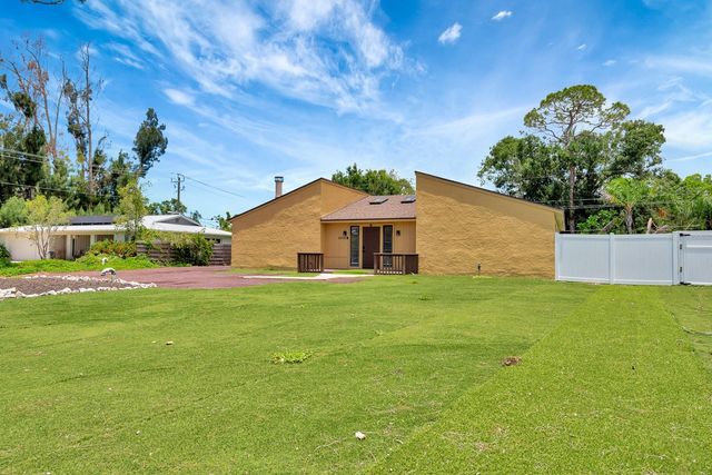 2315 RIVERWOOD PINES DRIVE, Sarasota, FL 34231