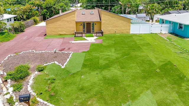 2315 RIVERWOOD PINES DRIVE, Sarasota, FL 34231