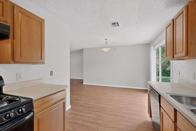 6204 Shadow BND, Austin, TX 78745