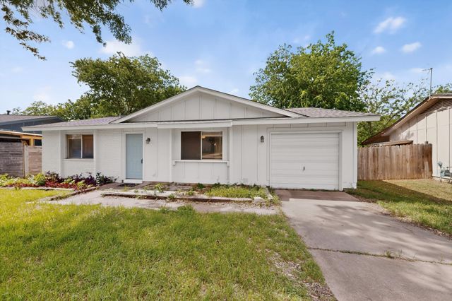 6204 Shadow BND, Austin, TX 78745