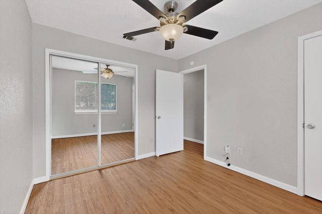 6204 Shadow BND, Austin, TX 78745