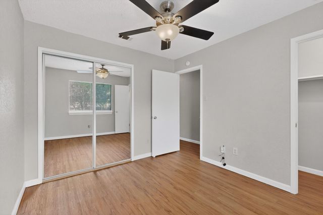 6204 Shadow BND, Austin, TX 78745