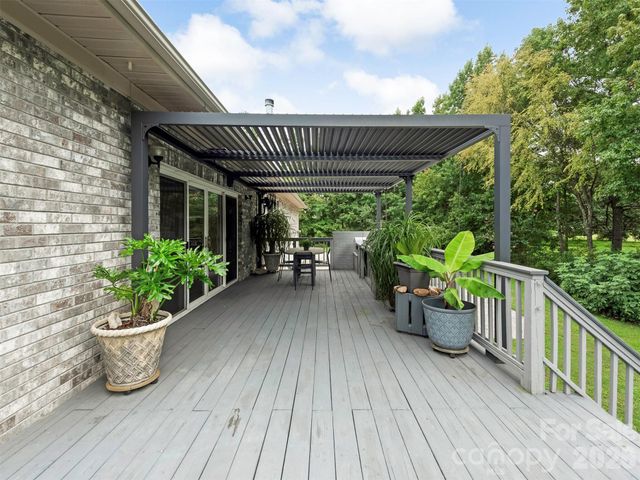 9535 Potter Road, Matthews, NC 28104