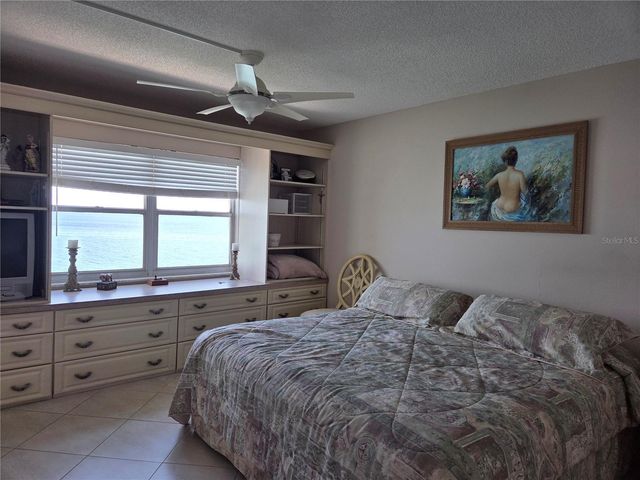 9 HAIG PLACE 405, Dunedin, FL 34698